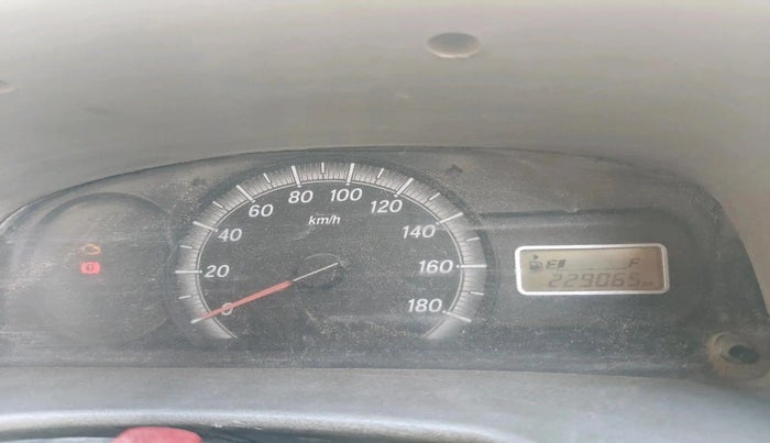 2011 Maruti Eeco 5 STR WITH A/C+HTR, CNG, Manual, 2,29,065 km, interior