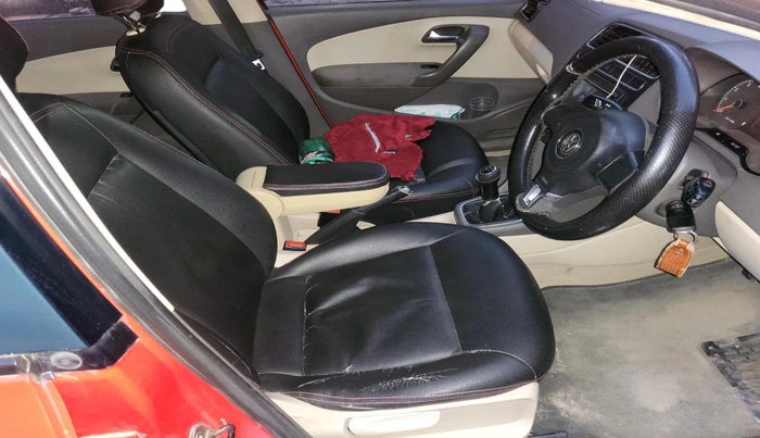 2011 Volkswagen Vento COMFORTLINE 1.6, Petrol, Manual, 1,65,591 km, interior