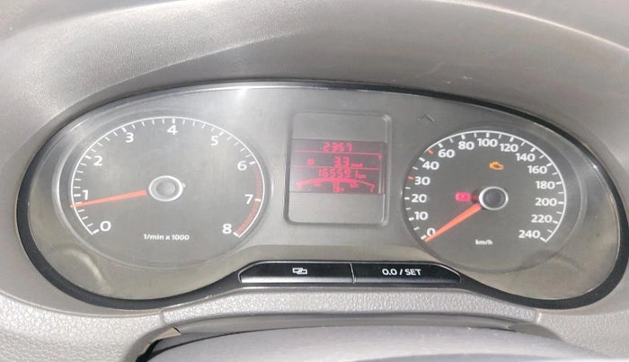 2011 Volkswagen Vento COMFORTLINE 1.6, Petrol, Manual, 1,65,591 km, interior