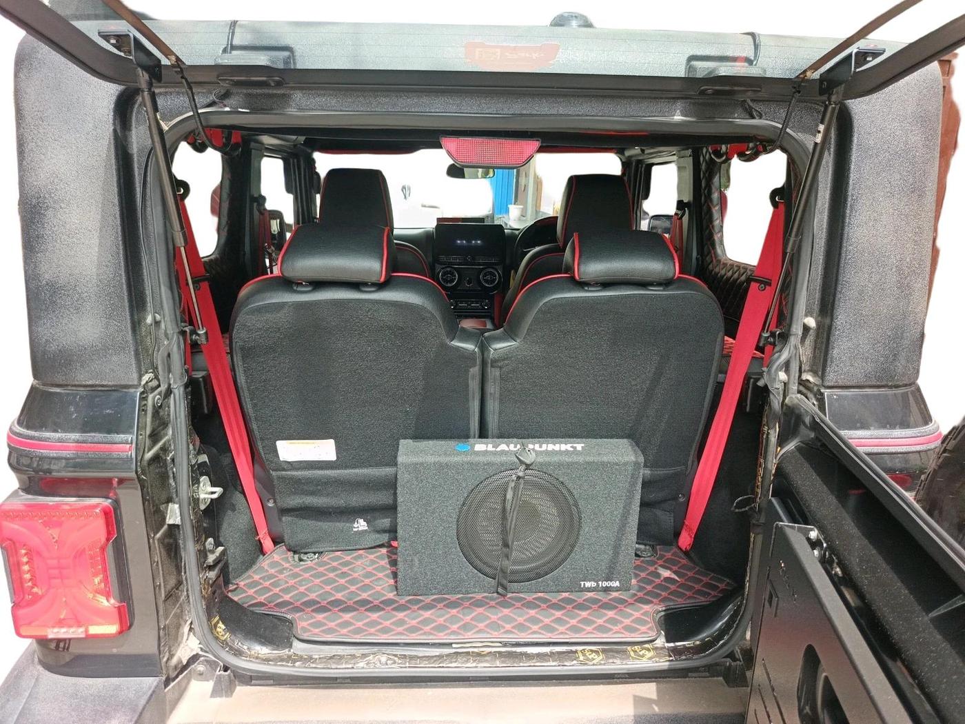2021 Mahindra Thar LX PETROL HT 4WD AT, Petrol, Automatic, 33,301 km, exterior