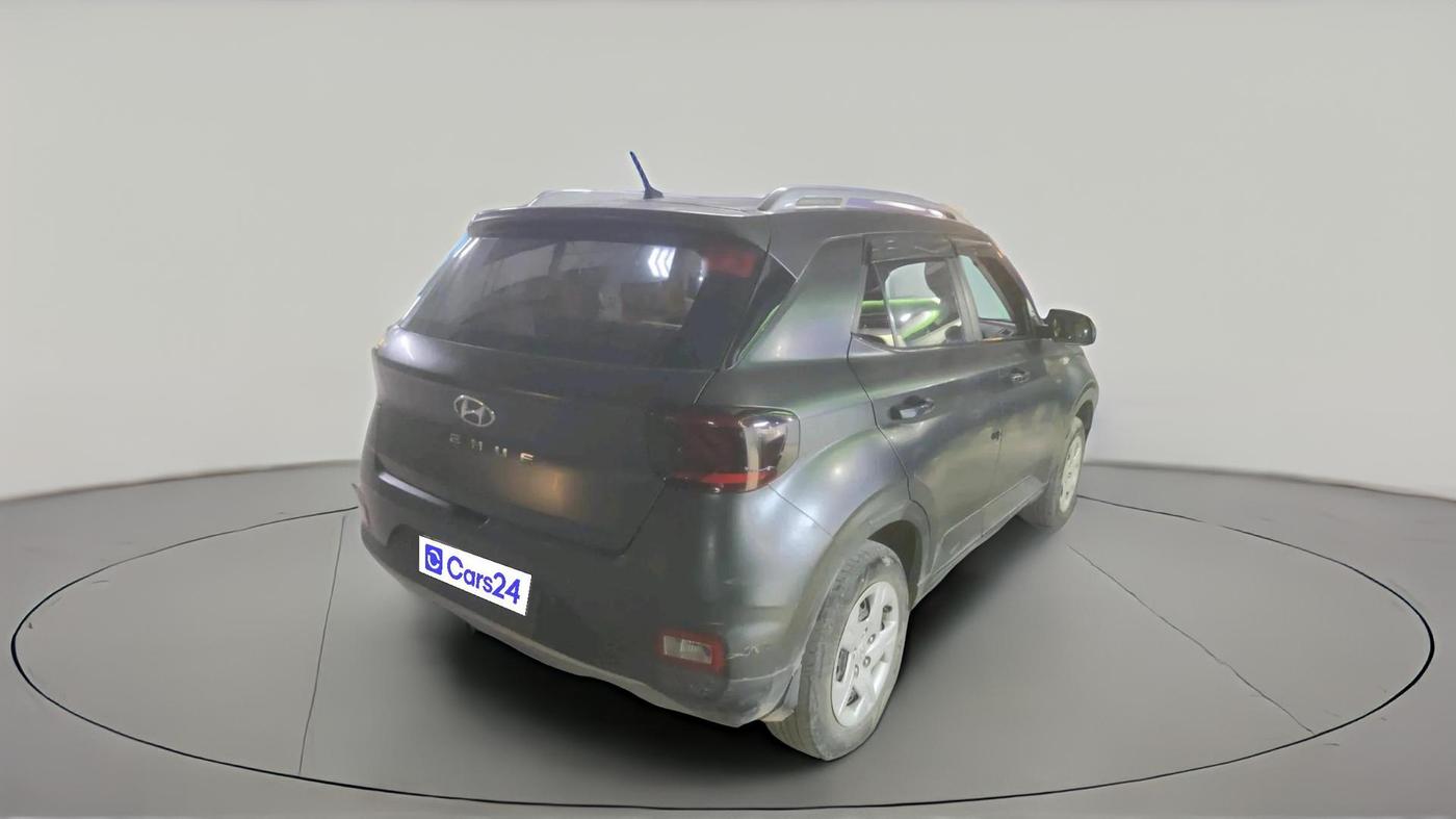 2022 Hyundai VENUE S 1.2, Petrol, Manual, 55,110 km, exterior