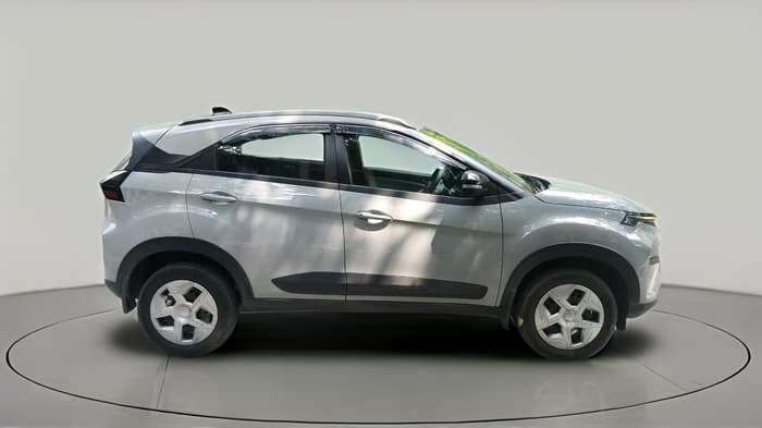 2026 Tata NEXON Pure Plus AMT, Petrol, Automatic, 4,741 km, exterior