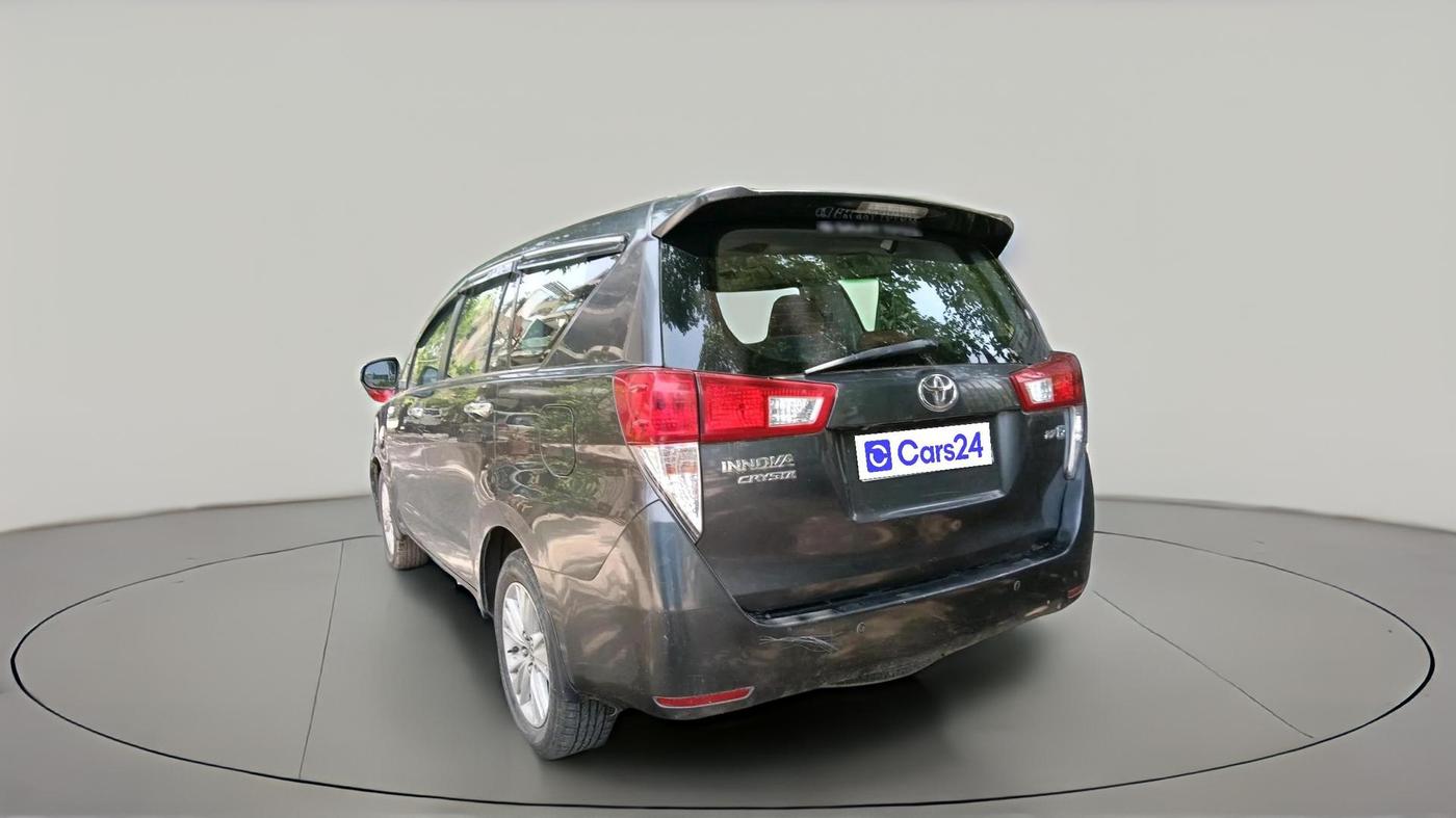 2016 Toyota Innova Crysta 2.7 ZX AT 7 STR, Petrol, Automatic, 99,311 km, exterior