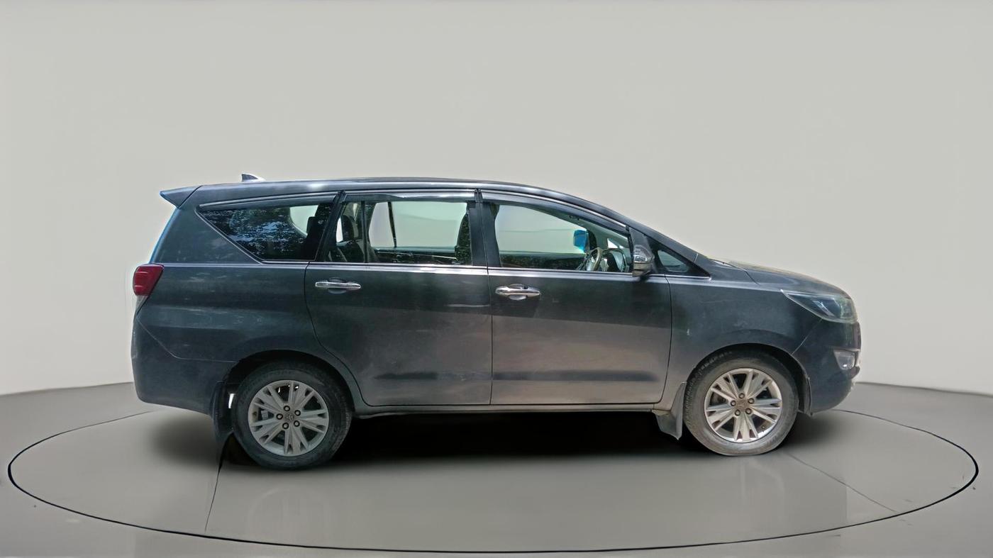 2016 Toyota Innova Crysta 2.7 ZX AT 7 STR, Petrol, Automatic, 99,311 km, exterior