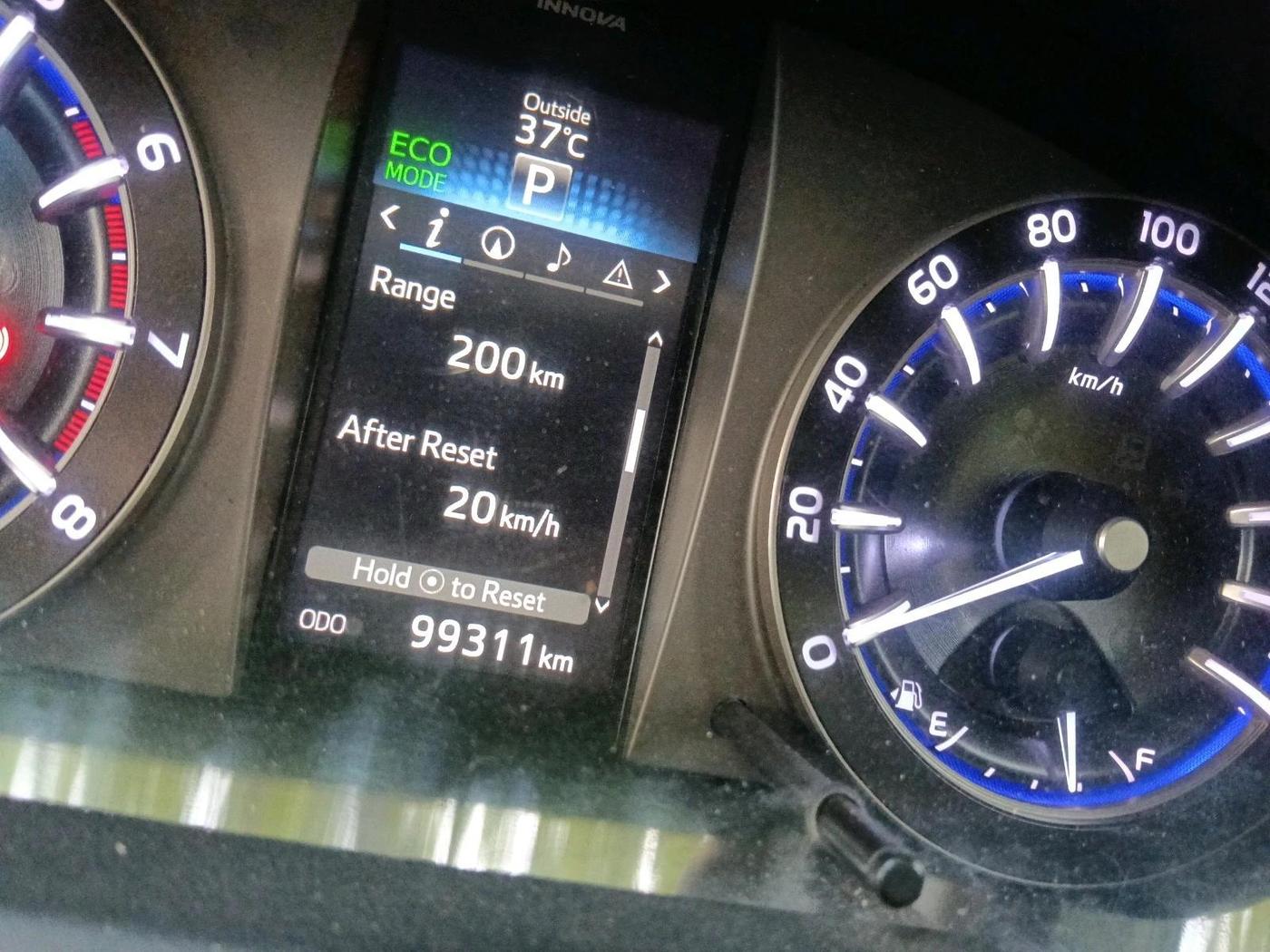 2016 Toyota Innova Crysta 2.7 ZX AT 7 STR, Petrol, Automatic, 99,311 km, interior