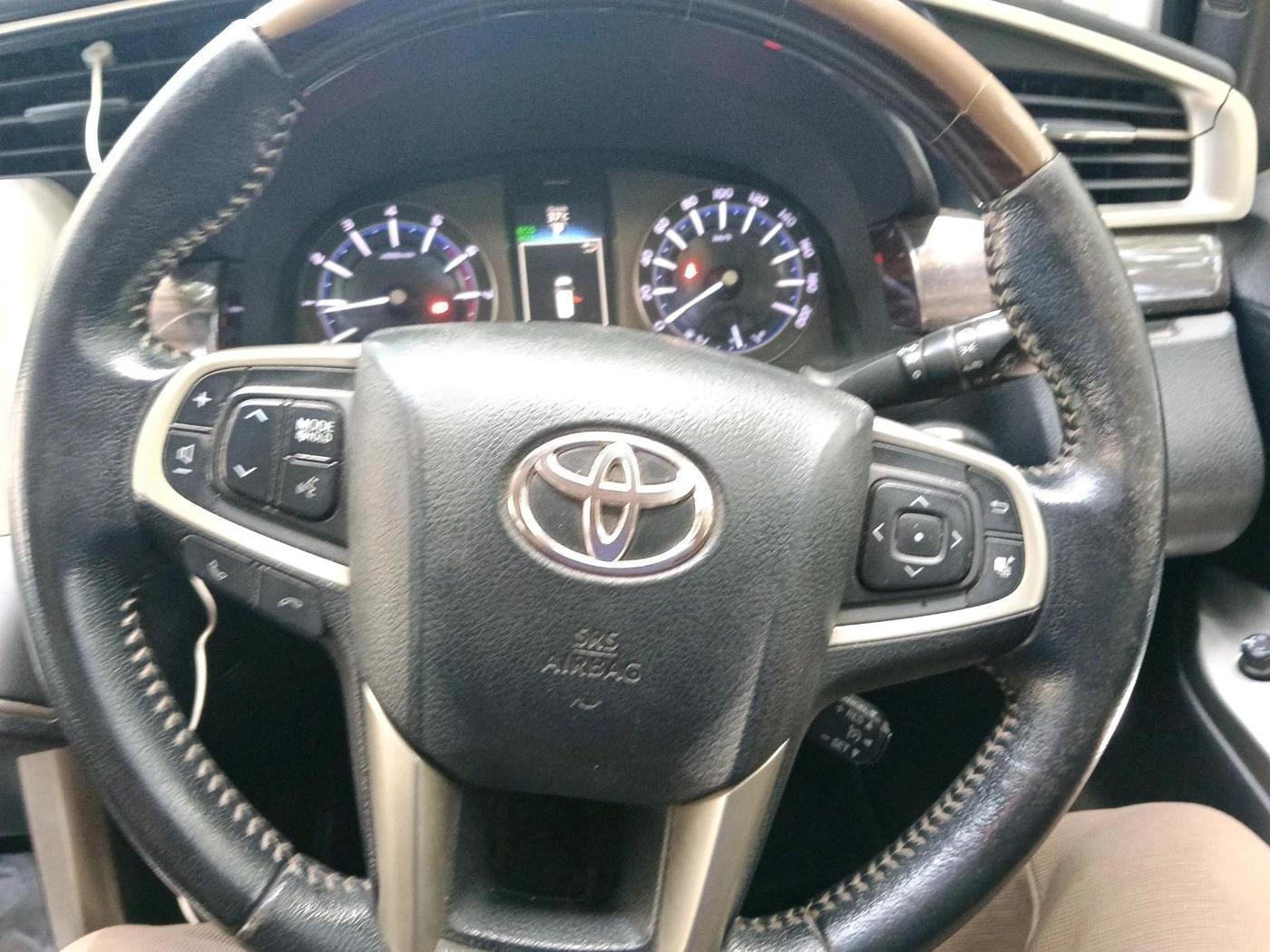2016 Toyota Innova Crysta 2.7 ZX AT 7 STR, Petrol, Automatic, 99,311 km, interior