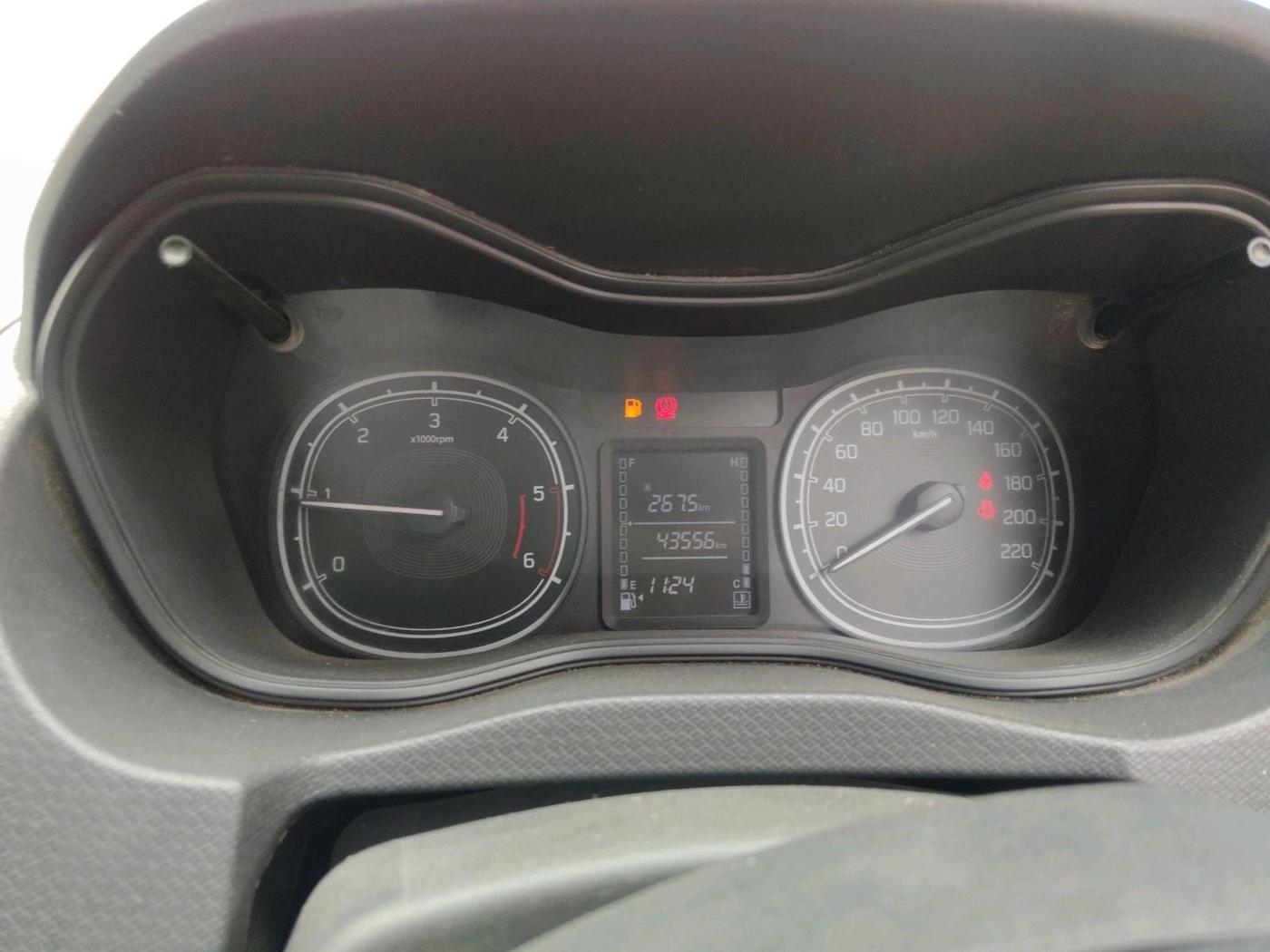 2017 Maruti Vitara Brezza LDI, Diesel, Manual, 43,556 km, interior