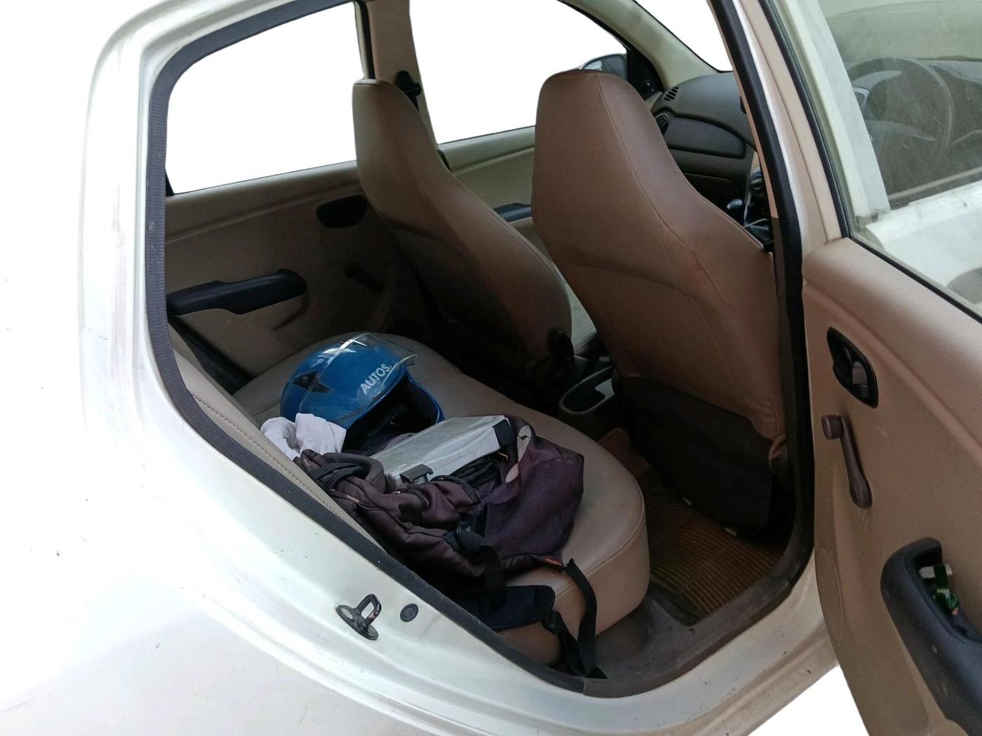 2011 Hyundai i10 ERA 1.1, Petrol, Manual, 40,874 km, interior