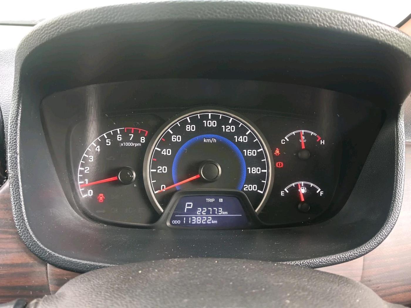 2018 Hyundai Grand i10 SPORTZ AT 1.2 KAPPA VTVT, Petrol, Automatic, 1,13,822 km, interior