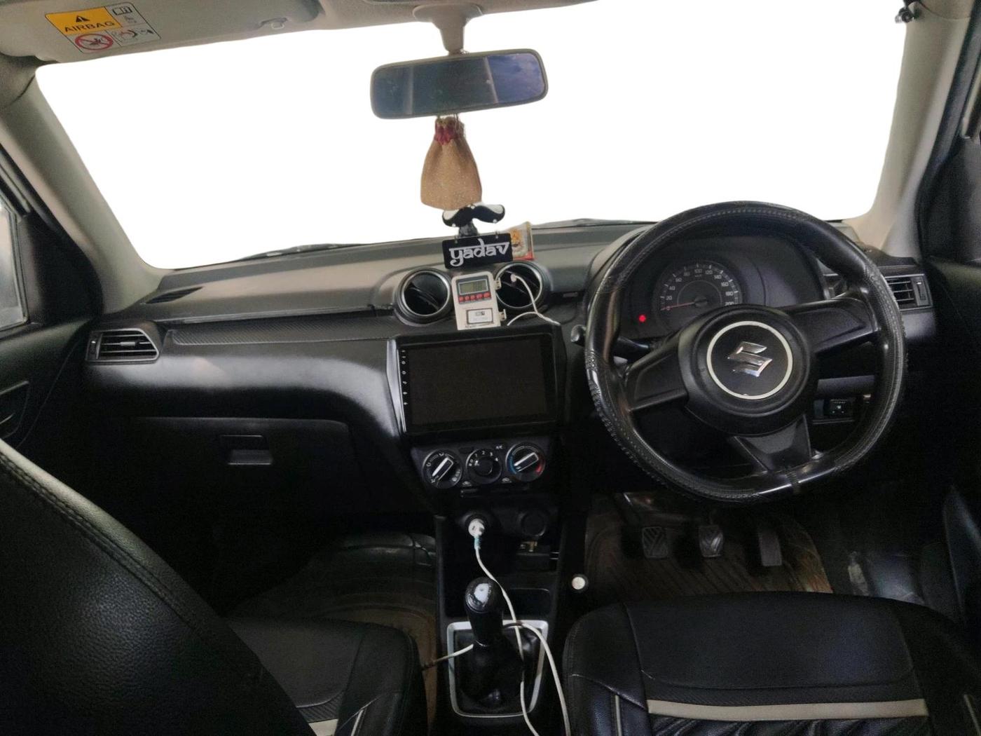 2018 Maruti Swift LXI, CNG, Manual, 86,048 km, interior