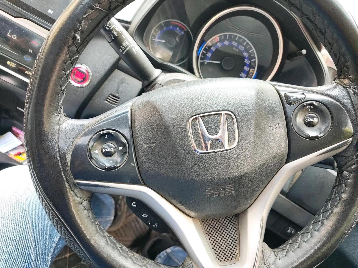 2017 Honda WR-V 1.5L I-DTEC VX MT, Diesel, Manual, 1,20,457 km, interior