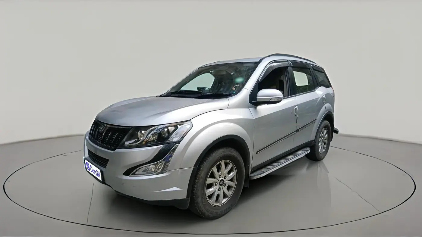 2016 Mahindra XUV500 W10, Diesel, Manual, 77,556 km, exterior