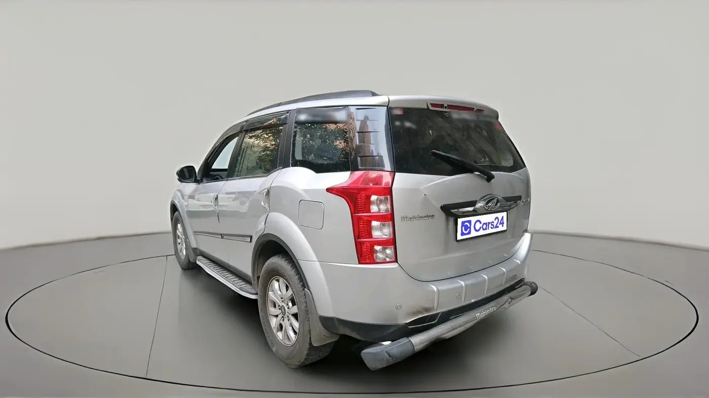 2016 Mahindra XUV500 W10, Diesel, Manual, 77,556 km, exterior