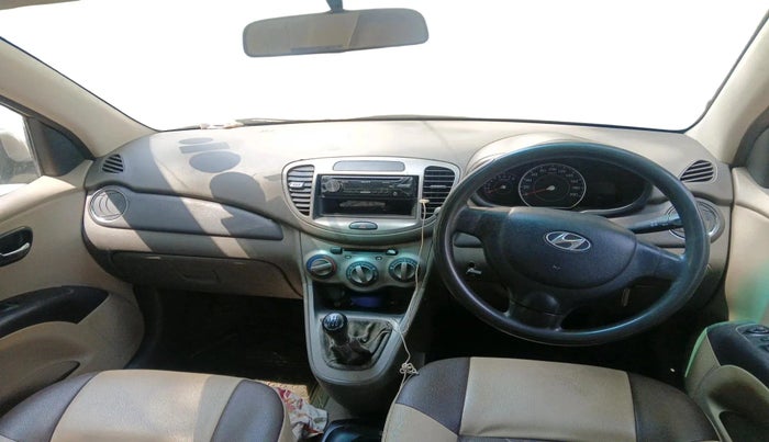 2011 Hyundai i10 MAGNA 1.2, CNG, Manual, 1,13,124 km, interior