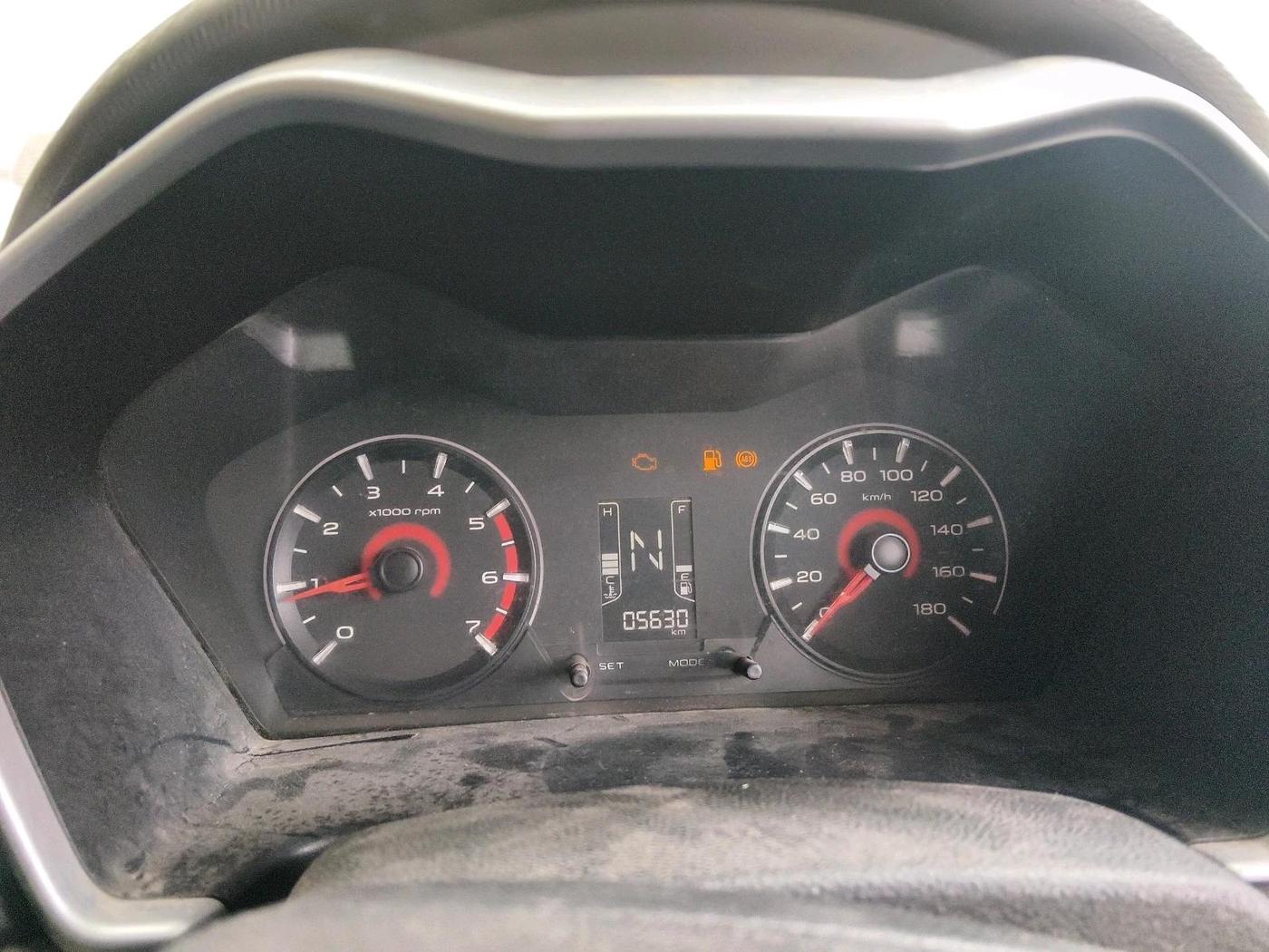 2016 Mahindra Kuv100 K6 6 STR, CNG, Manual, 1,13,743 km, interior