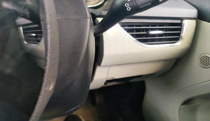 2020 Tata NEXON XZ PLUS PETROL, Petrol, Manual, 1,21,972 km, interior