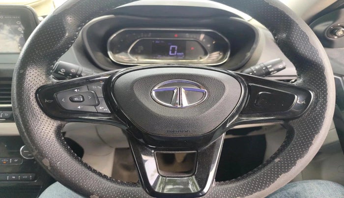 2020 Tata NEXON XZ PLUS PETROL, Petrol, Manual, 1,21,972 km, interior