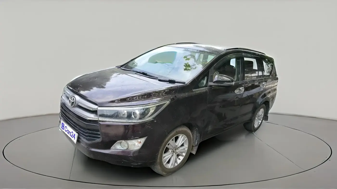 2017 Toyota Innova Crysta 2.8 ZX AT 7 STR, Diesel, Automatic, 1,54,759 km, exterior