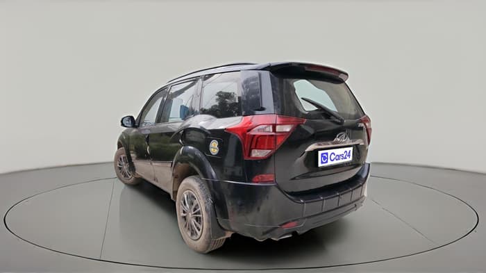 2019 Mahindra XUV500 W5, Diesel, Manual, 1,01,030 km, exterior