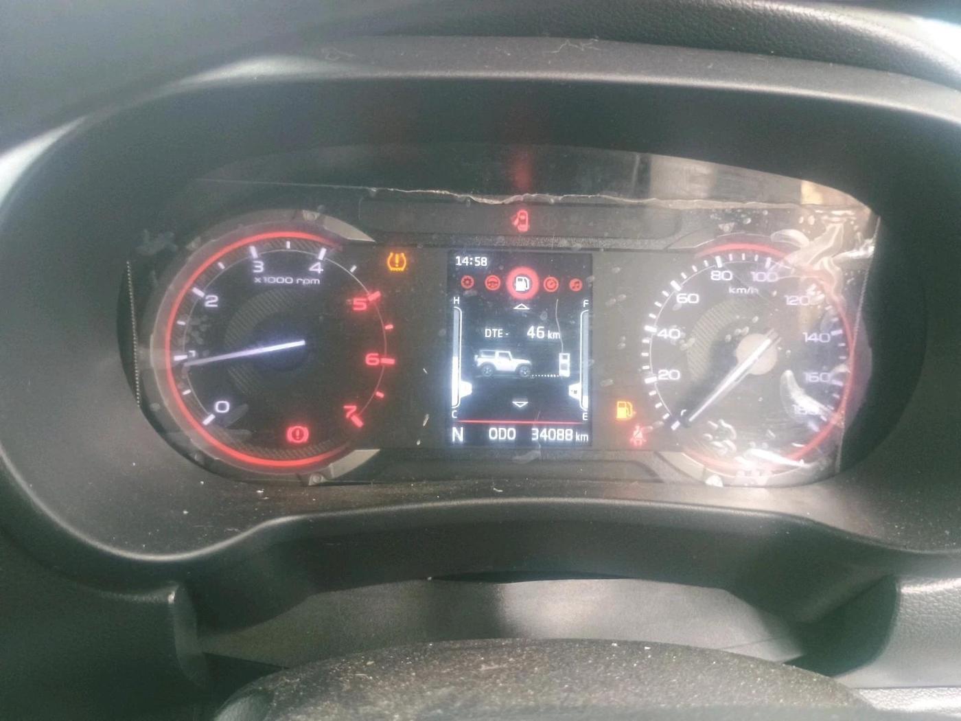 2024 Mahindra Thar LX D HT 2WD MT, Diesel, Manual, 34,088 km, interior