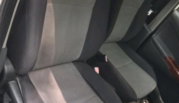 2013 Toyota Etios Liva G, Petrol, Manual, 1,08,448 km, interior