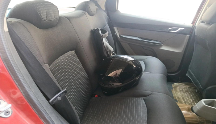 2017 Tata Tiago XZ PETROL, Petrol, Manual, 79,255 km, interior