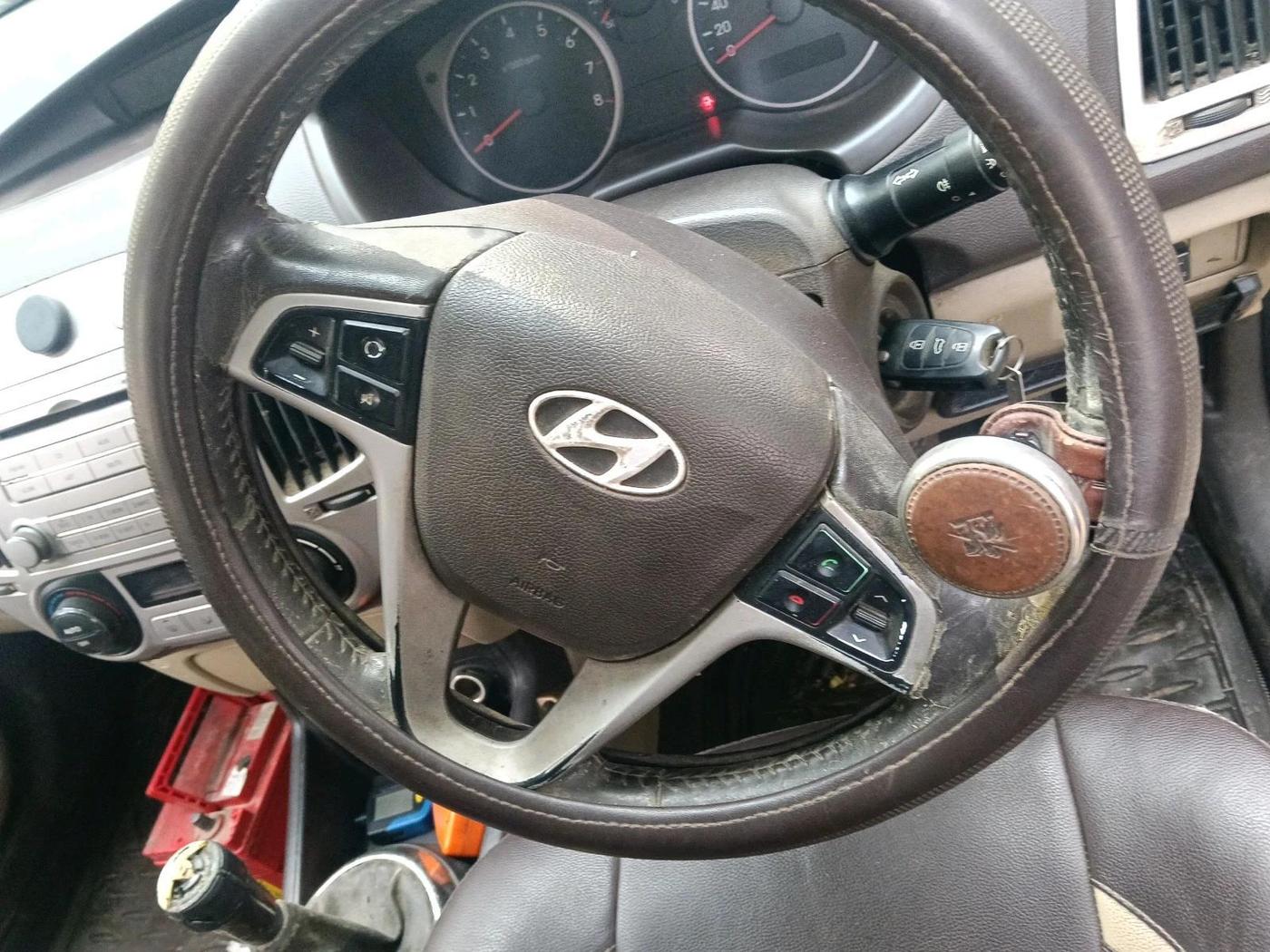 2011 Hyundai i20 SPORTZ 1.2, CNG, Manual, 88,513 km, interior