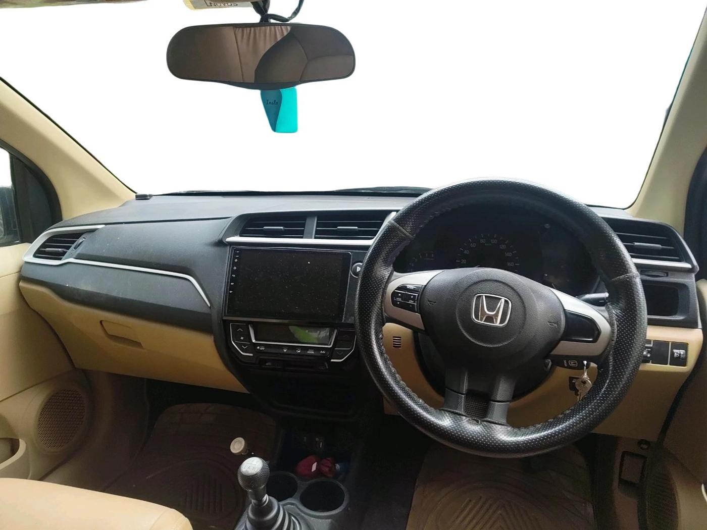 2017 Honda Amaze 1.2L I-VTEC S, CNG, Manual, 46,056 km, interior