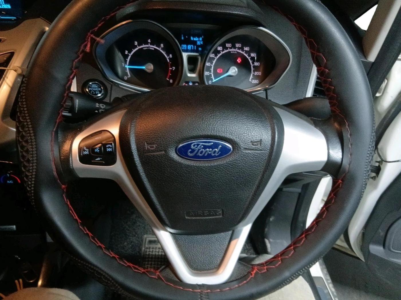 2016 Ford Ecosport TITANIUM+ 1.0L ECOBOOST, Petrol, Manual, 91,872 km, interior