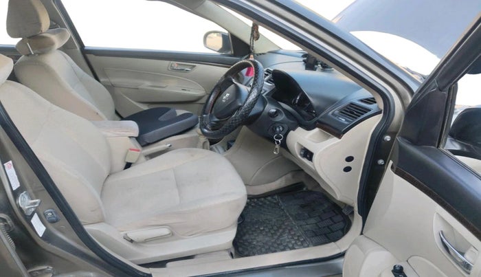 2015 Maruti Swift Dzire VXI, CNG, Manual, 1,07,501 km, interior