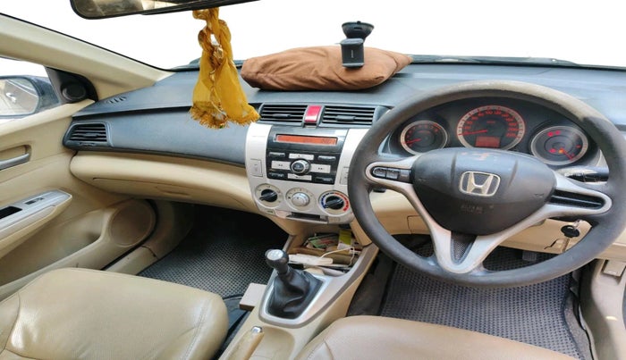 2011 Honda City 1.5L I-VTEC V MT, CNG, Manual, 1,51,820 km, interior