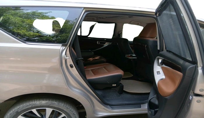 2022 Toyota Innova Crysta 2.4 ZX AT 7 STR, Diesel, Automatic, 56,450 km, interior