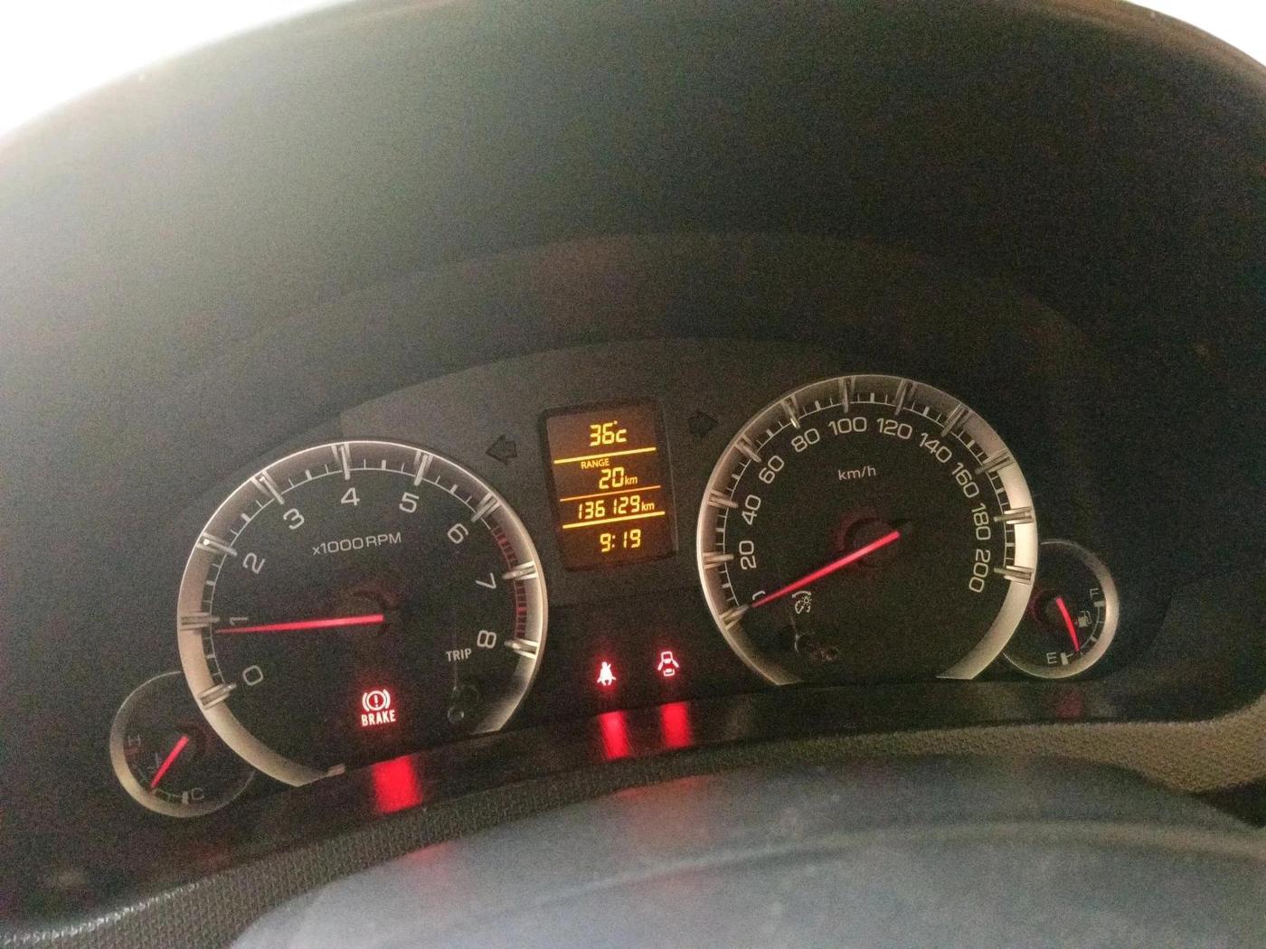 2015 Maruti Swift ZXI, Petrol, Manual, 1,36,129 km, interior