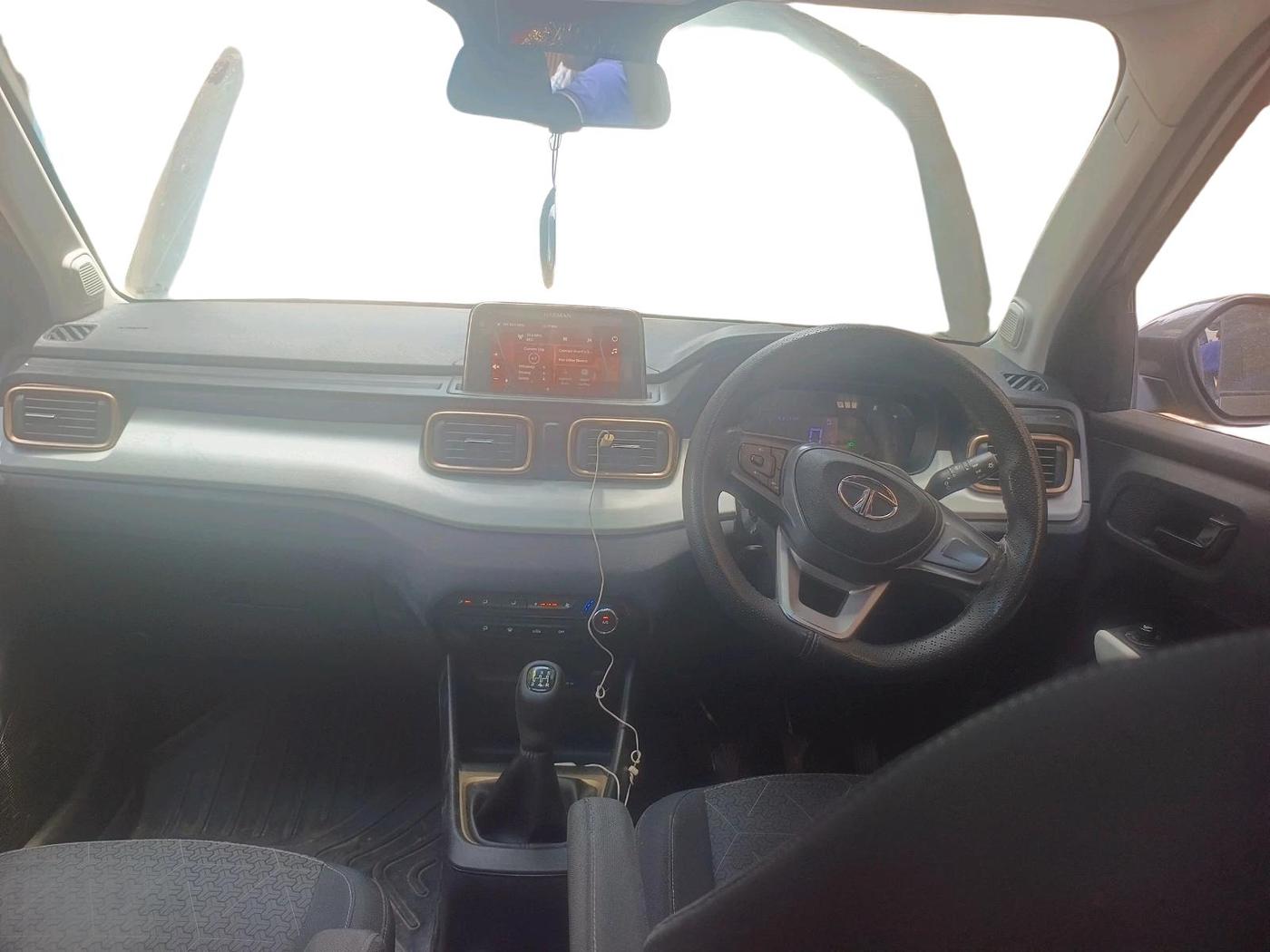 2023 Tata PUNCH ACCOMPLISHED DAZZLE SUNROOF CNG MT, CNG, Manual, 54,813 km, interior