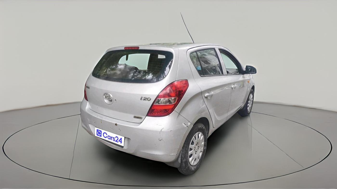 2011 Hyundai i20 MAGNA 1.2, Petrol, Manual, 27,758 km, exterior