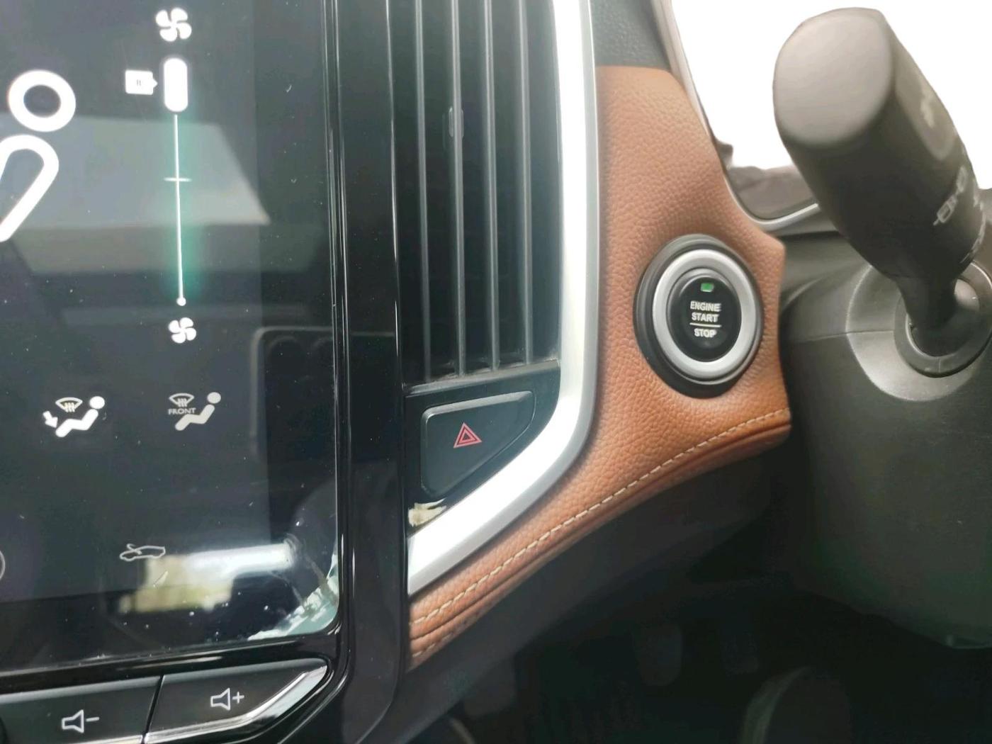 2021 MG HECTOR PLUS SELECT 2.0 DIESEL TURBO MT 7-STR, Diesel, Manual, 84,543 km, interior