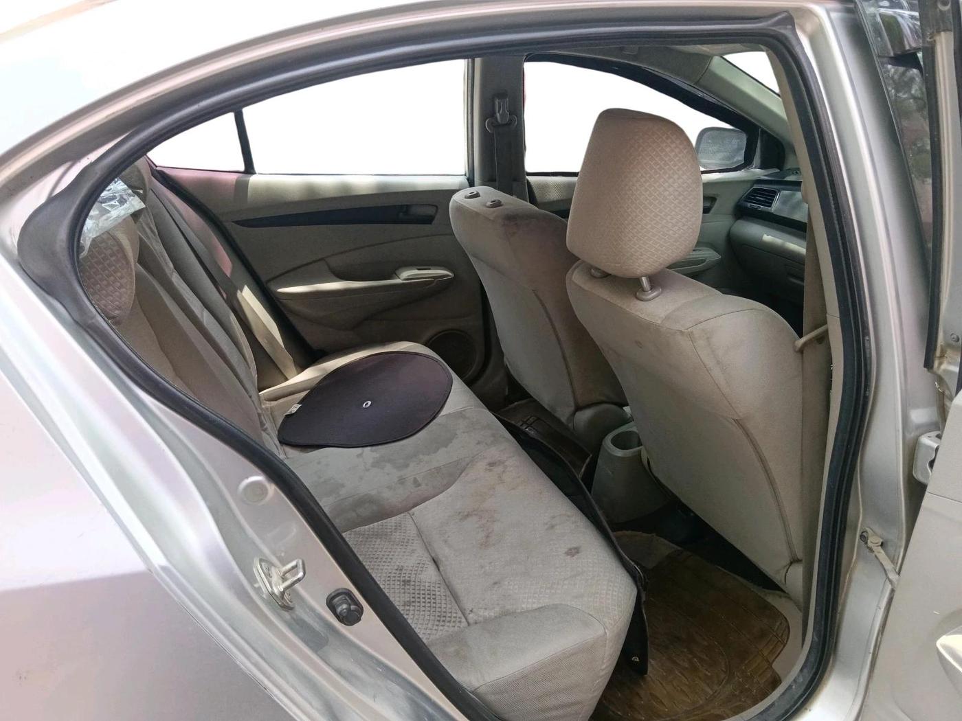 2011 Honda City 1.5L I-VTEC E MT, CNG, Manual, 1,53,795 km, interior