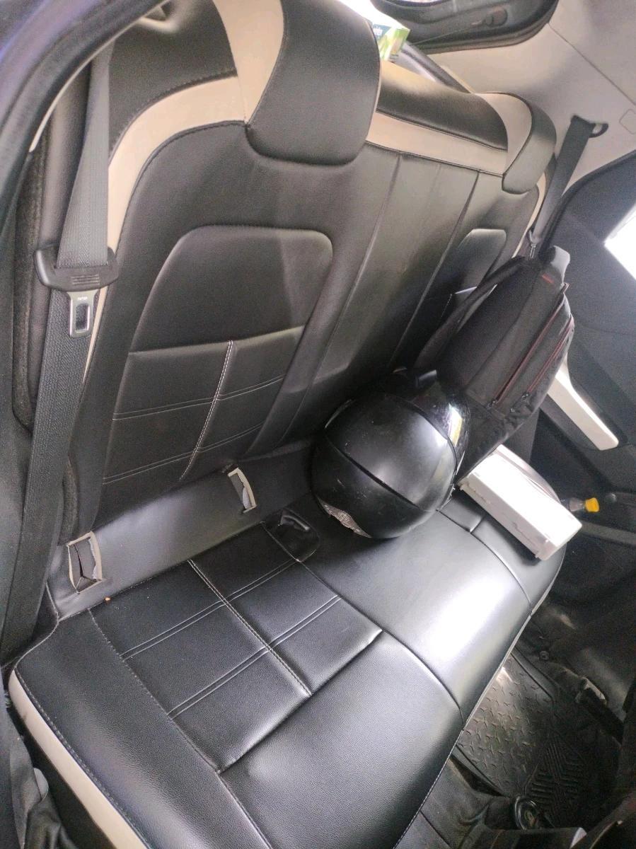 2023 Tata PUNCH PURE MT, CNG, Manual, 34,615 km, interior