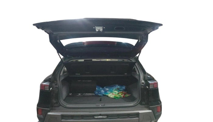 2025 Hyundai Creta E 1.5 PETROL, Petrol, Manual, 2,086 km, exterior