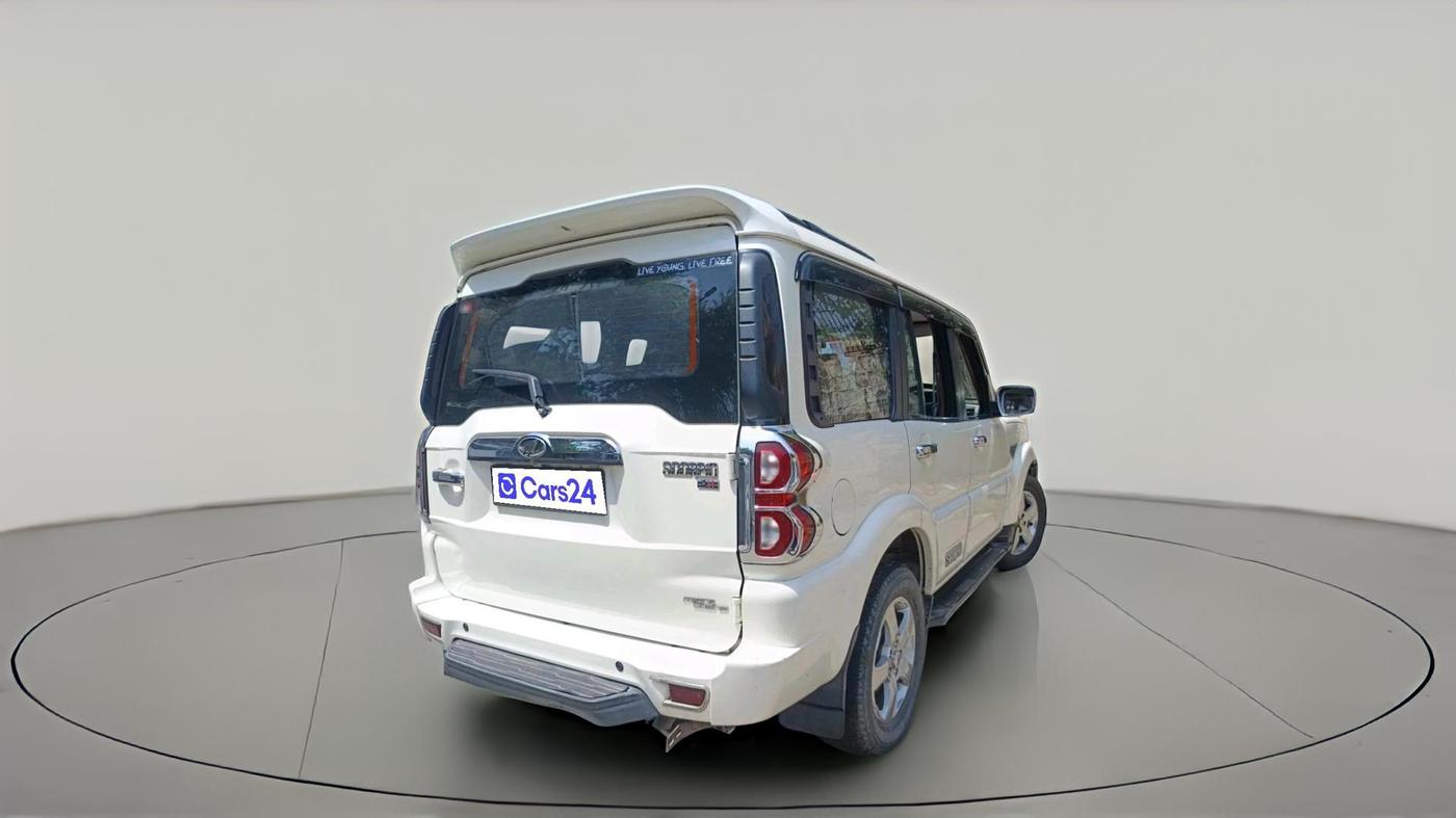 2020 Mahindra Scorpio S9, Diesel, Manual, 62,331 km, exterior