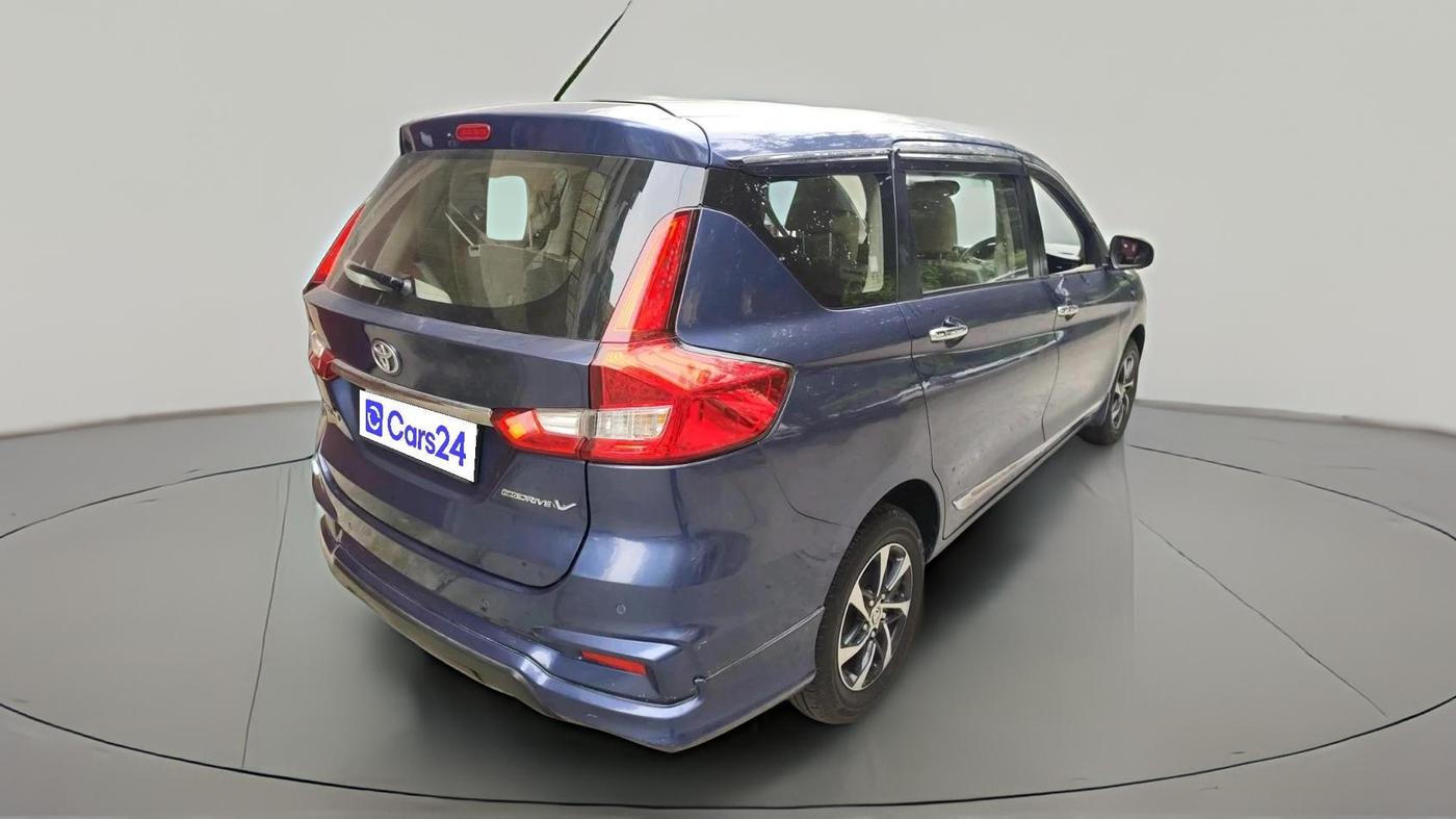 2023 Toyota RUMION V AT , Petrol, Automatic, 38,927 km, exterior