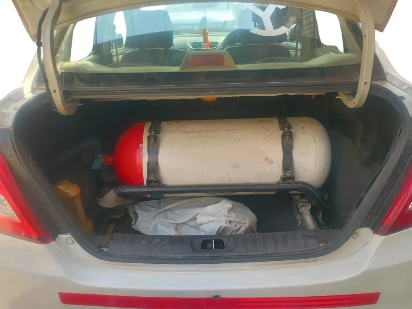 2018 Maruti Swift Dzire TOUR S-CNG, CNG, Manual, 1,24,237 km, exterior