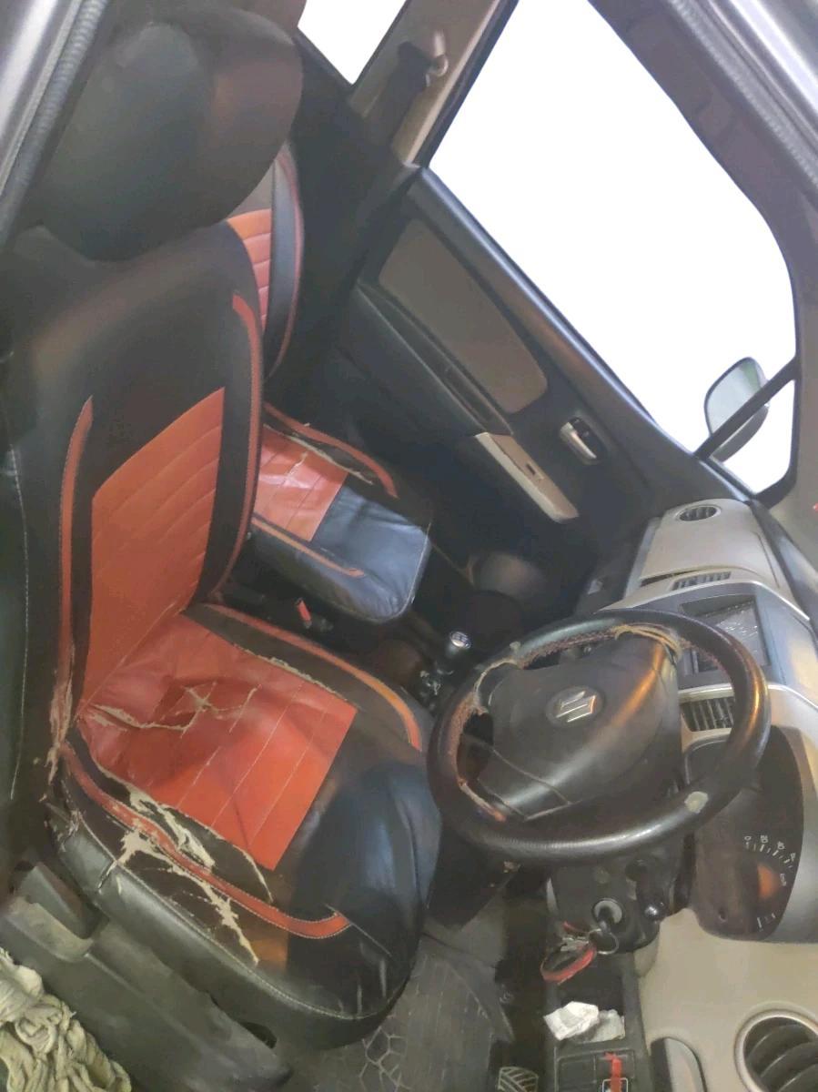 2016 Maruti Wagon R 1.0 LXI, CNG, Manual, 1,22,189 km, interior