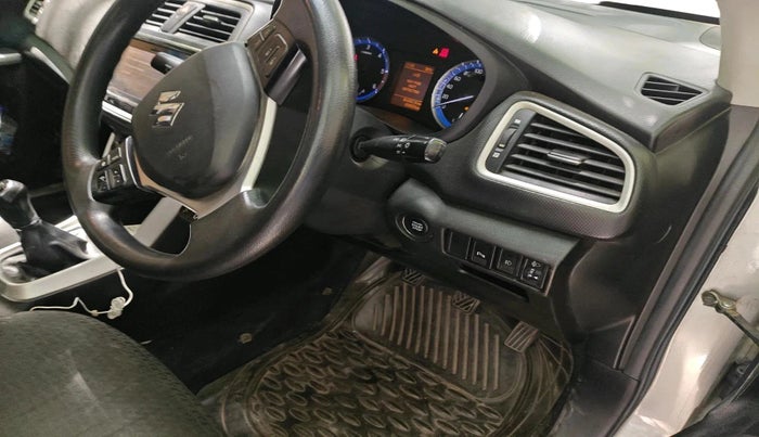 2017 Maruti S Cross ZETA 1.3, Diesel, Manual, 83,553 km, interior