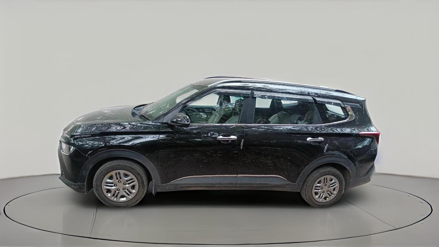 2024 KIA CARENS Prestige (O) 1.5 Petrol 7 STR, Petrol, Manual, 15,059 km, exterior