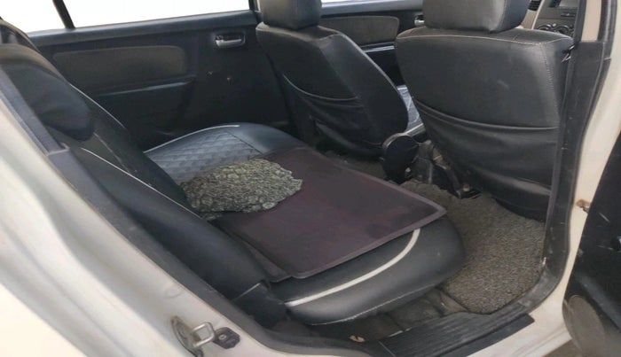 2016 Maruti Wagon R 1.0 LXI CNG, CNG, Manual, 1,41,739 km, interior