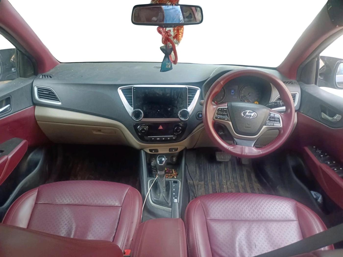 2019 Hyundai Verna 1.6 VTVT SX (O) AT, CNG, Automatic, 90,938 km, interior