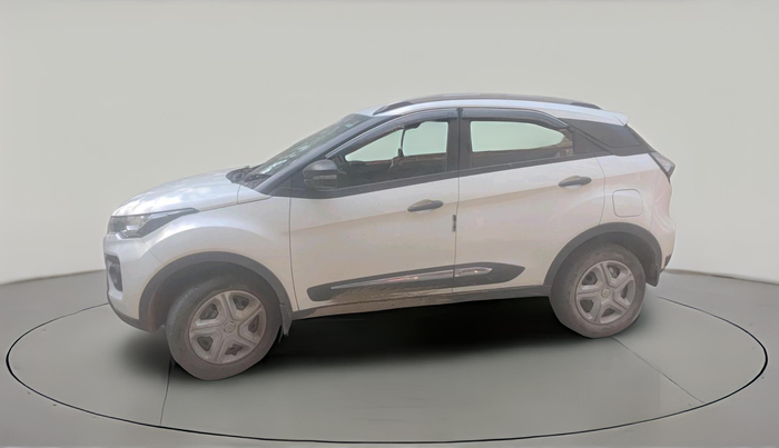 2022 Tata NEXON XM PLUS SUNROOF PETROL, Petrol, Manual, 19,912 km, exterior