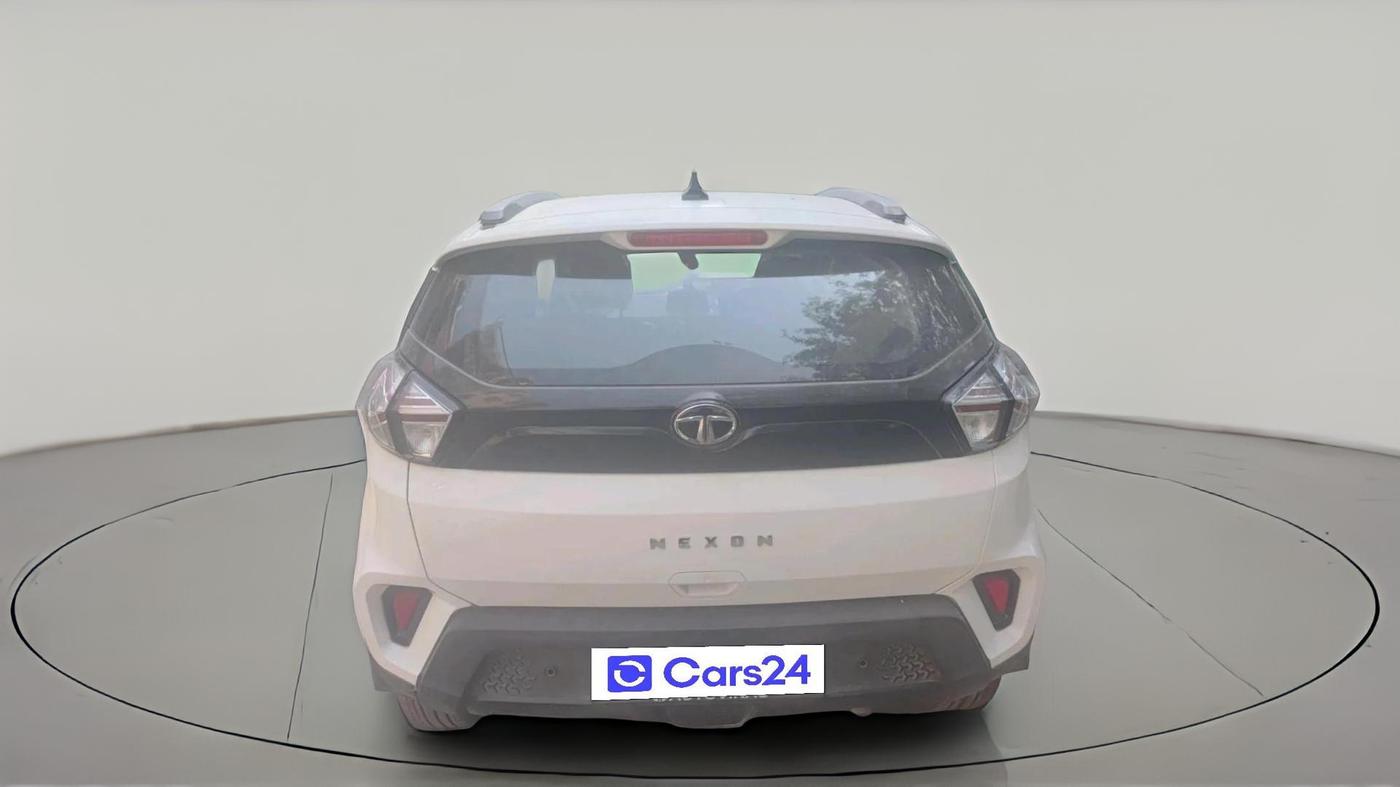 2022 Tata NEXON XM PLUS SUNROOF PETROL, Petrol, Manual, 19,912 km, exterior