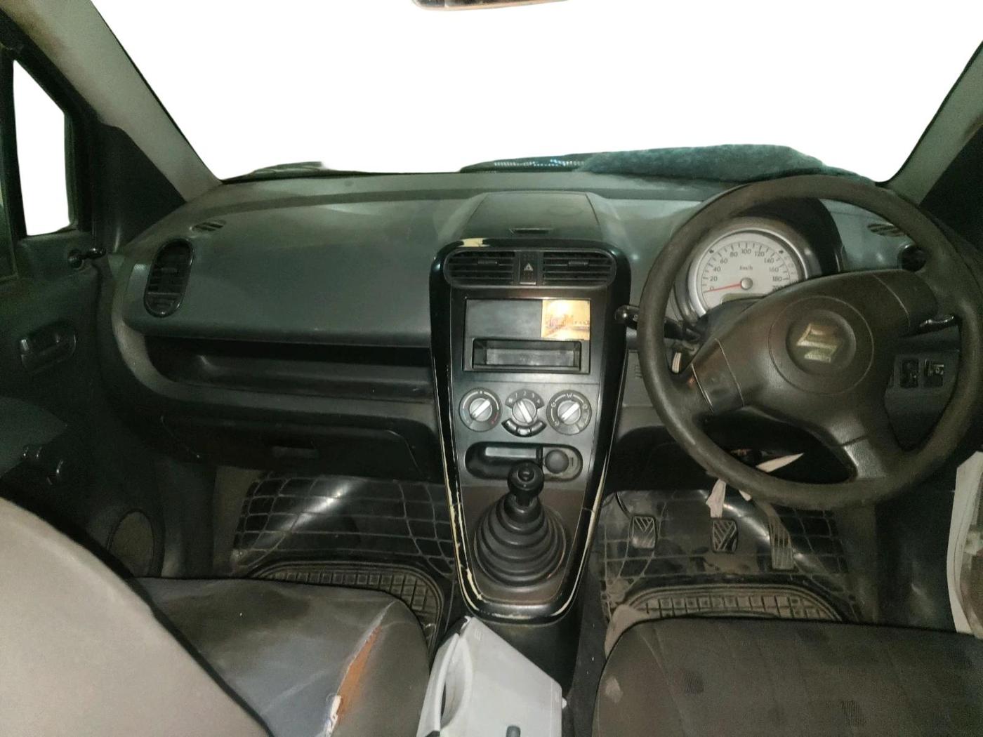 2016 Maruti Ritz LXI, CNG, Manual, 1,28,932 km, interior